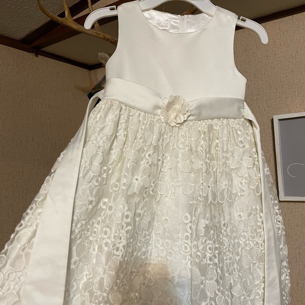 American Princess size 5. Barely worn